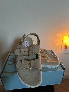 Beach by Matisse Beige Double-Buckle Slingback Sandal